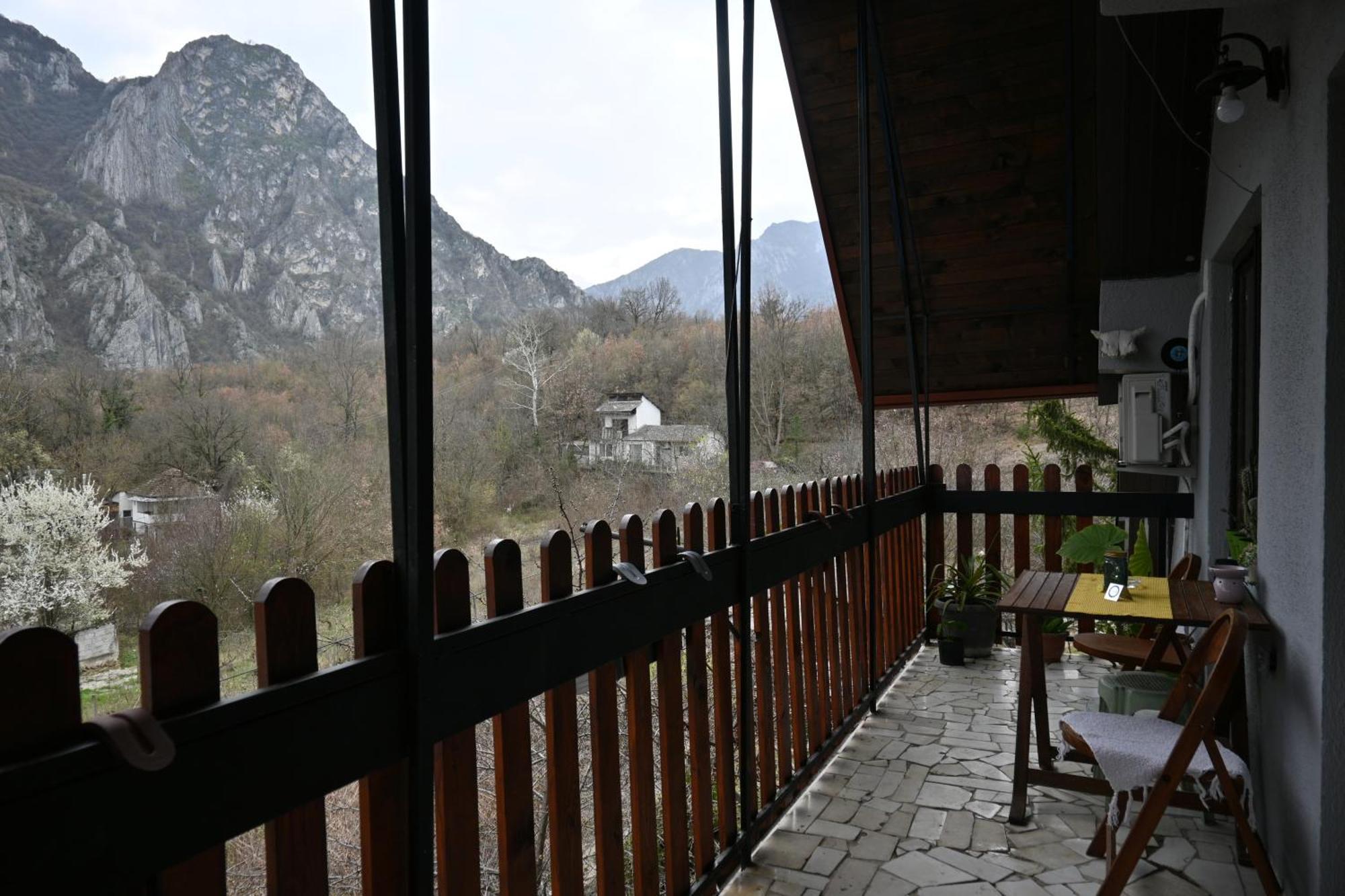 Canyon Matka Nature Apartments With A Terrace Skopje Exterior photo